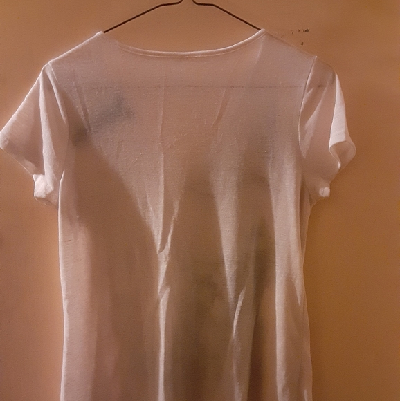 Ladies sheer Tee shirt. - Picture 2 of 3